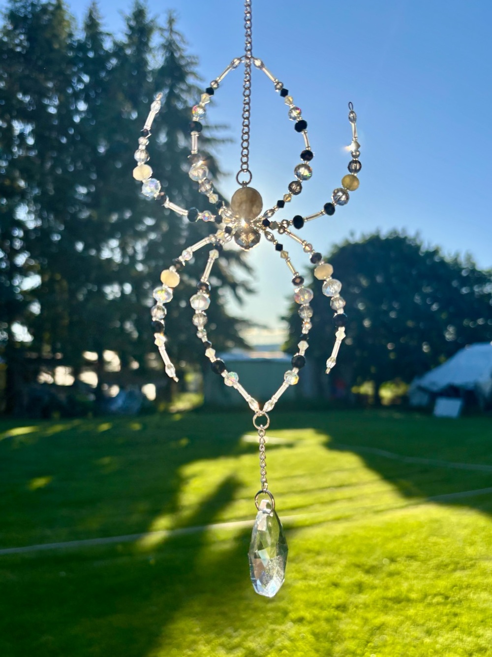 Crystal beaded spider suncatcher. - Picture 10 of 16